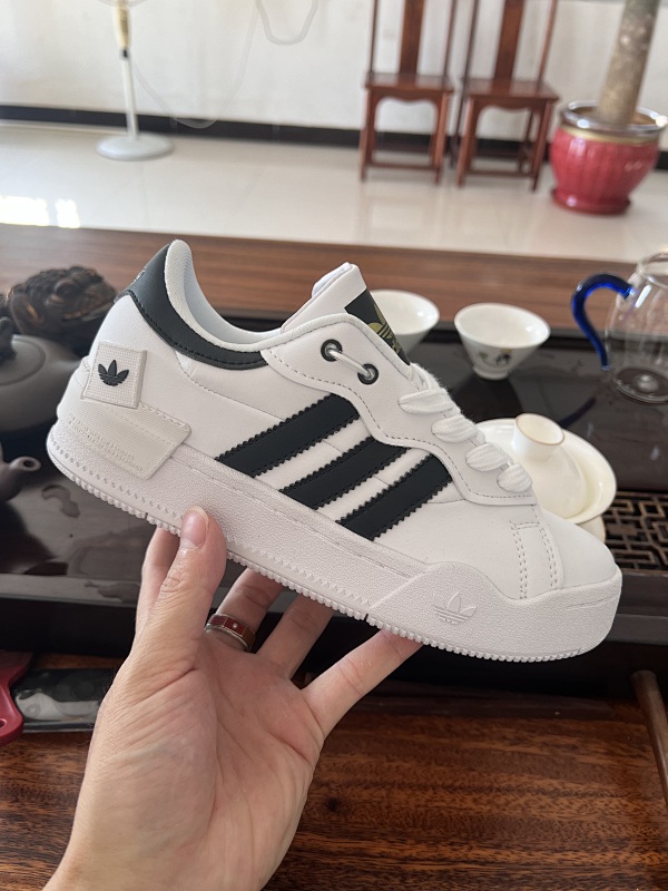 Adidas 7