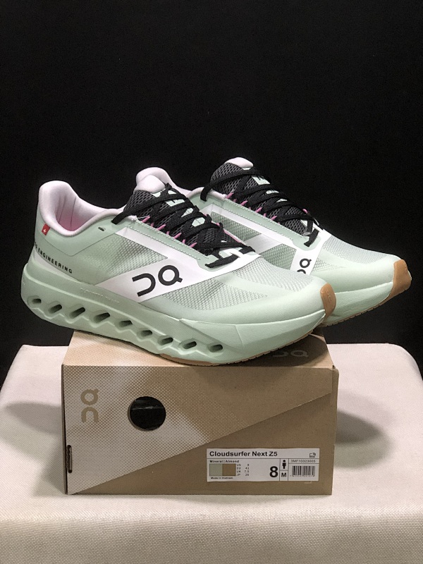 On.Cloudsurfer Next 5