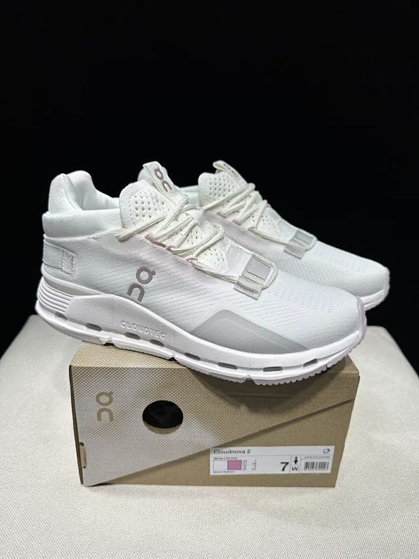 On.Cloudnova 2 WMNS Lce Sand