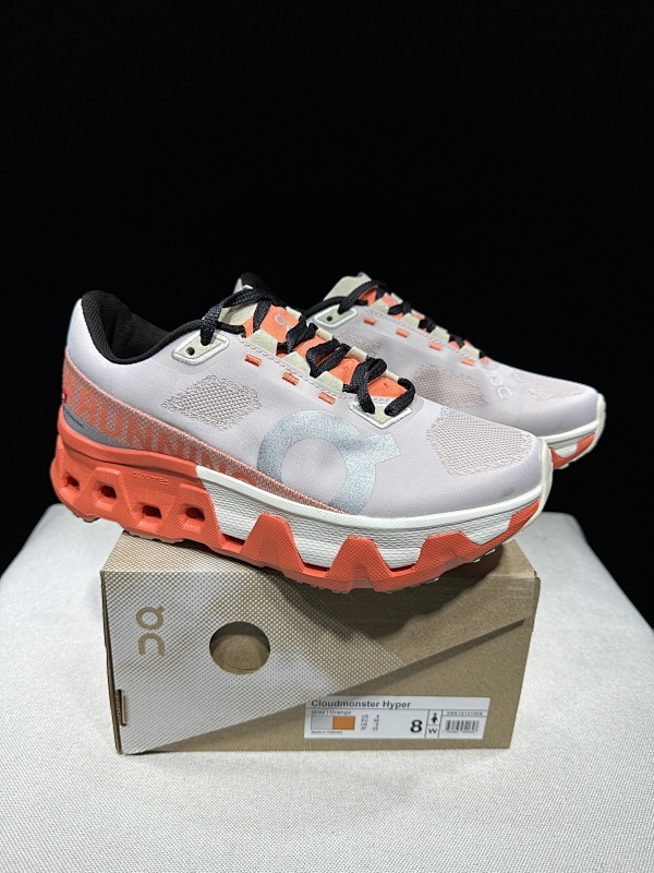 On.Cloudmonster Hyper 12