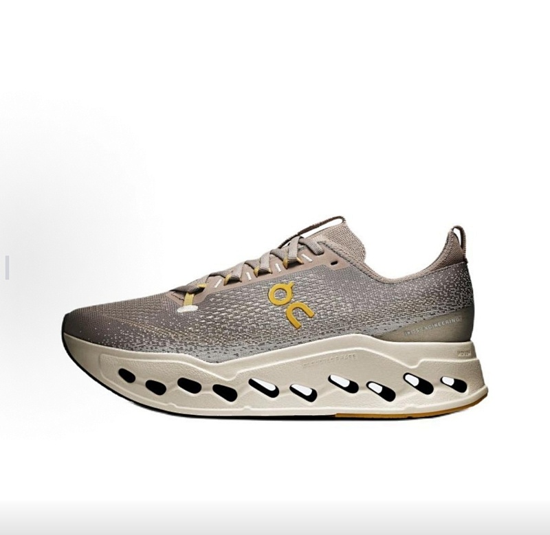 ON.Cloudsurfer Max 11