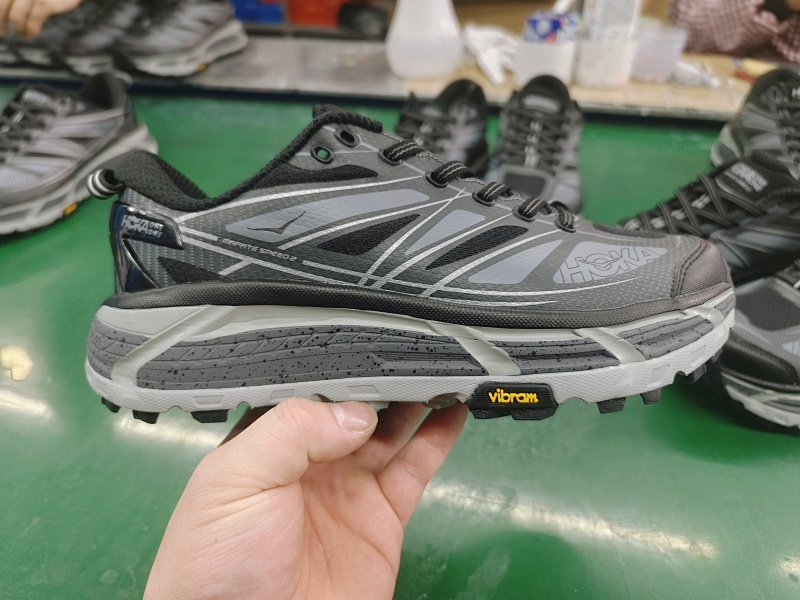 HOKA.2318 6