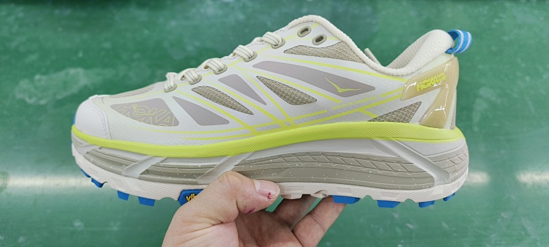 HOKA.2318 7
