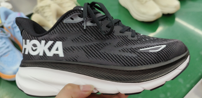 HOKA.2316 13