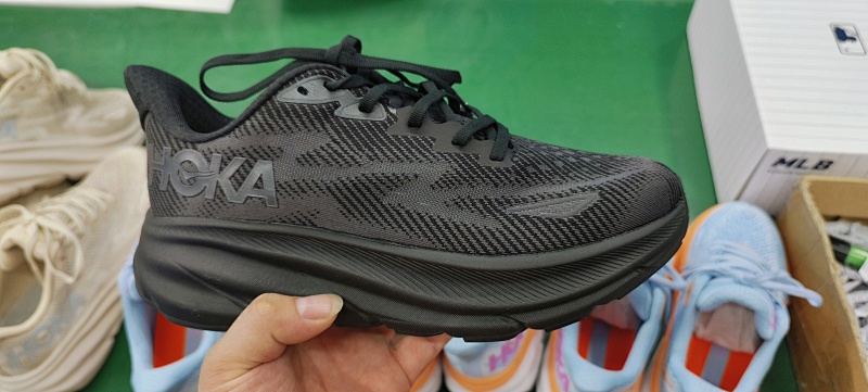HOKA.2316 5