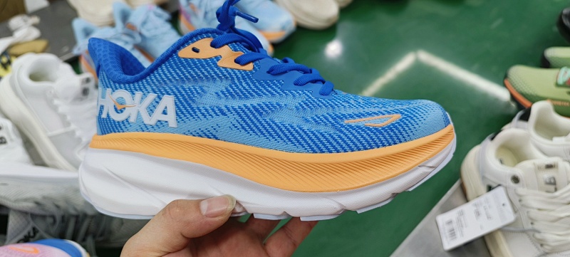 HOKA.2316 8