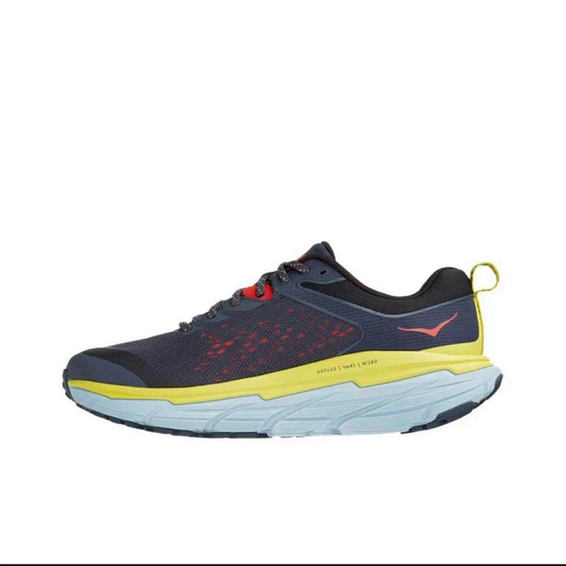 HOKA.Challenger Atr 18