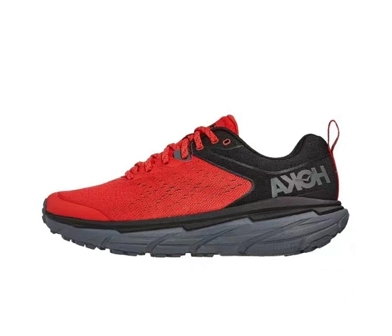 HOKA.Challenger Atr 8