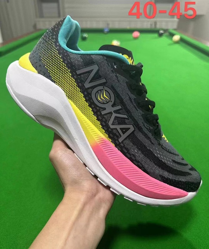 HOKA.713 6