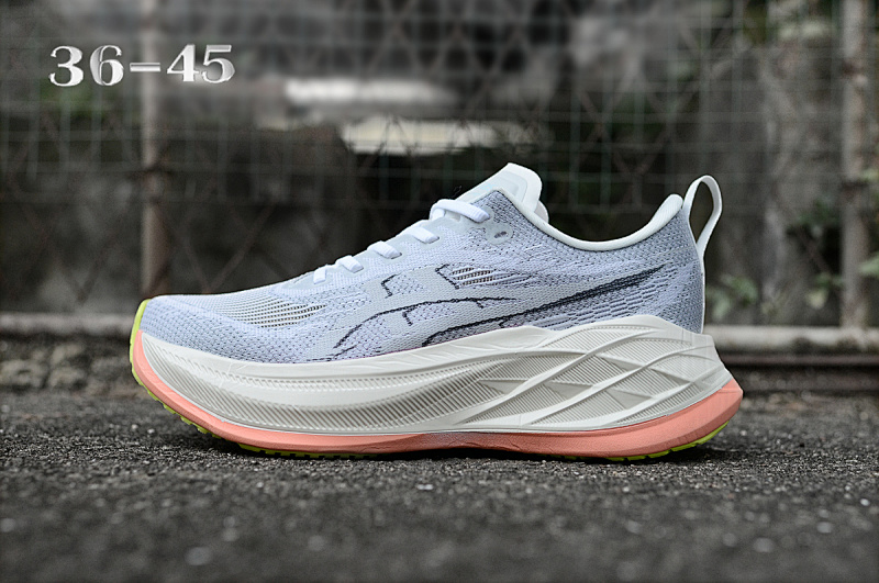 ASICS.2 8