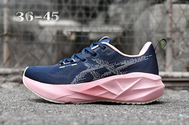 ASICS.5 7