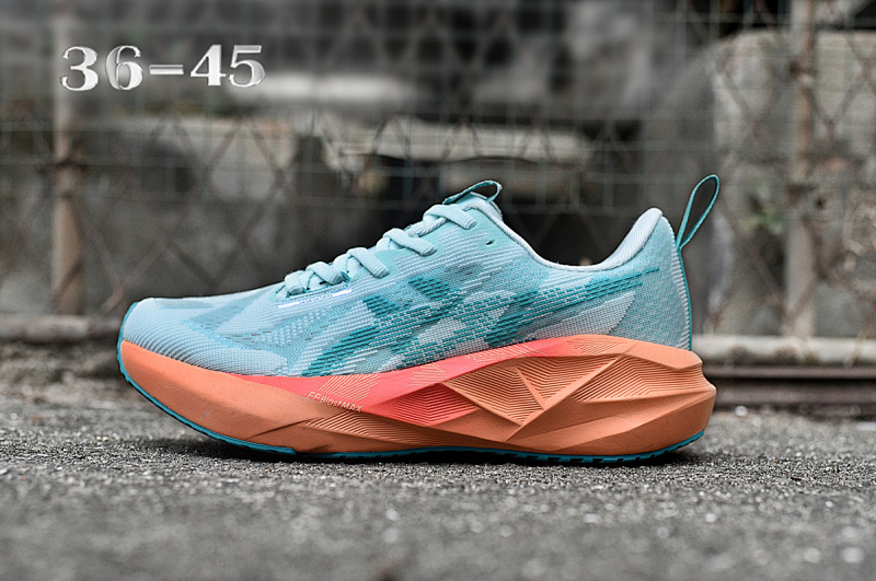 ASICS.5 9