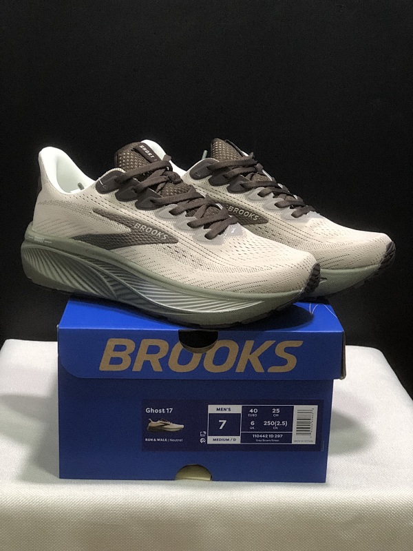 Brooks Ghost 17 7