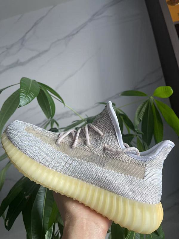 Yeezy.350 24