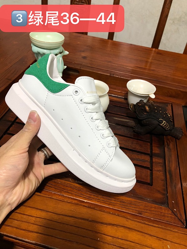 Alexander McQueen 22