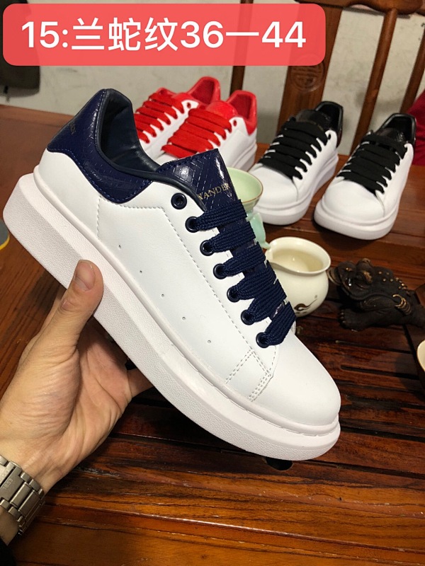 Alexander McQueen 26