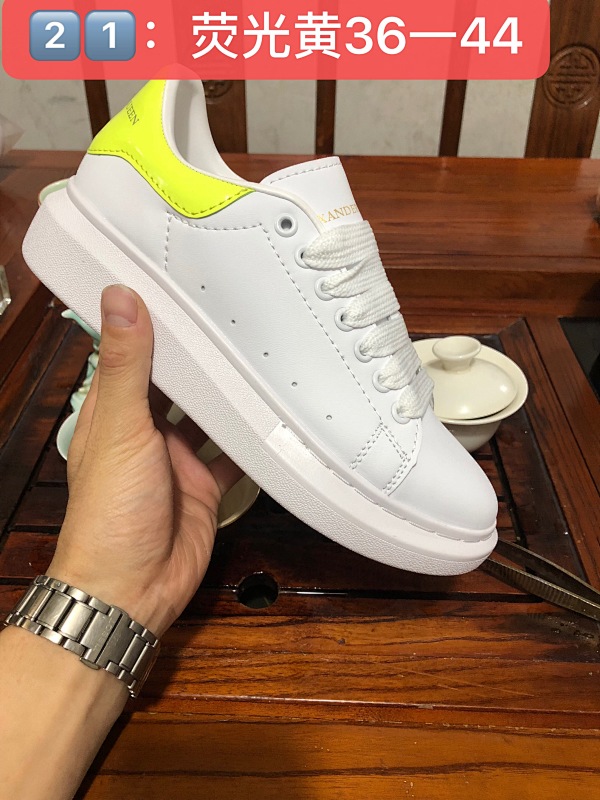 Alexander McQueen 27