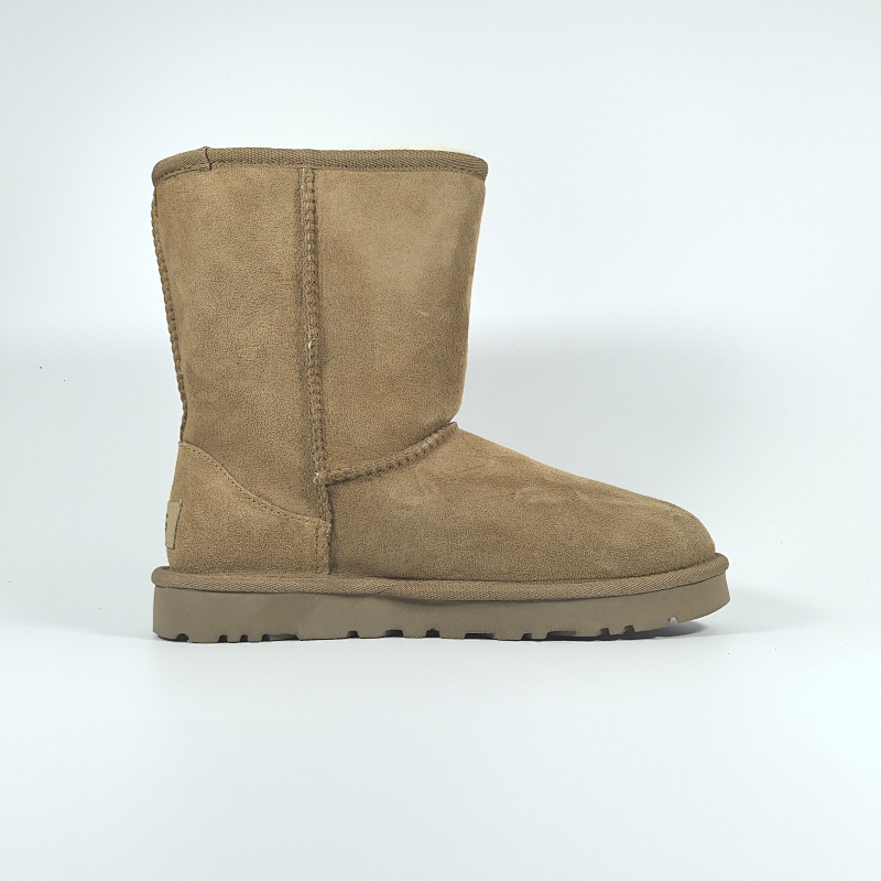 UGG 5825  36 19