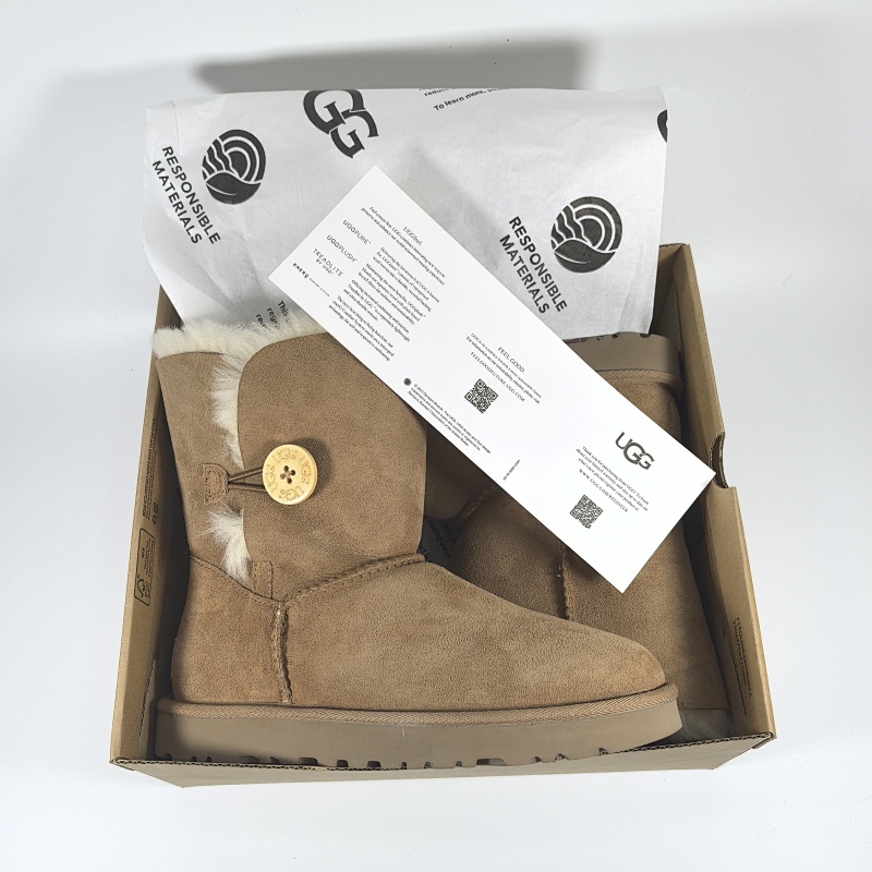 UGG 5803 36_CM_2 10