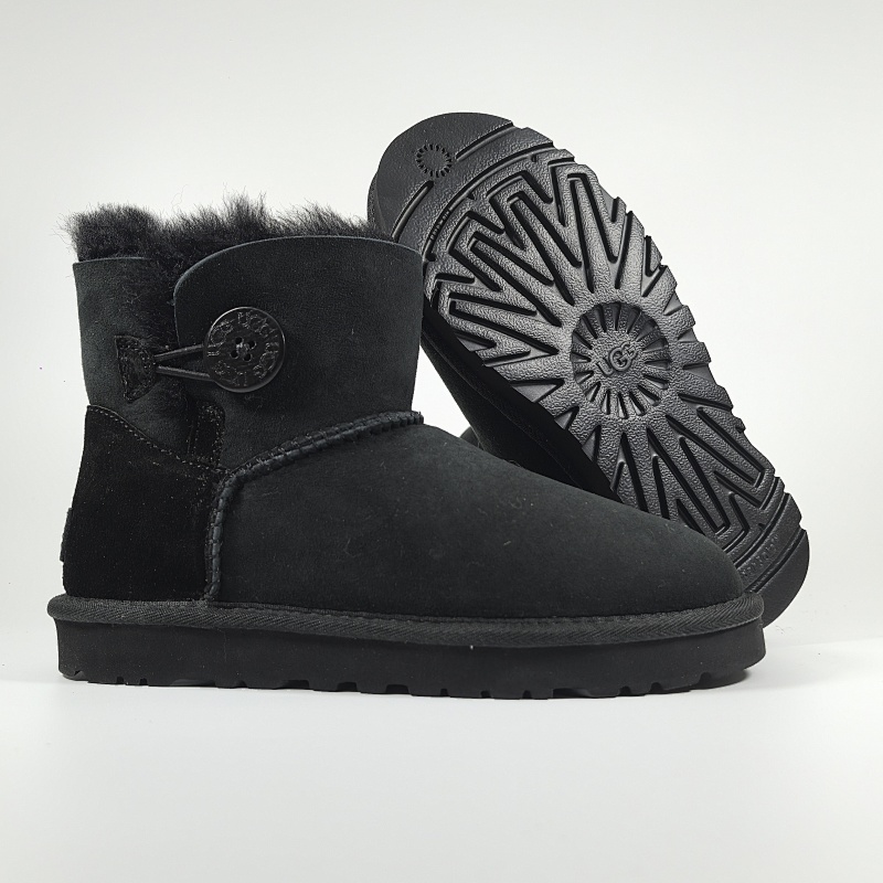 UGG 3352  36 17