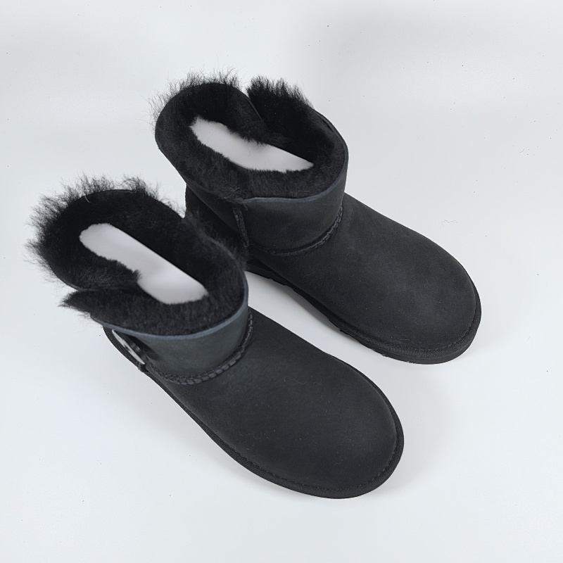 UGG 3352  36 18