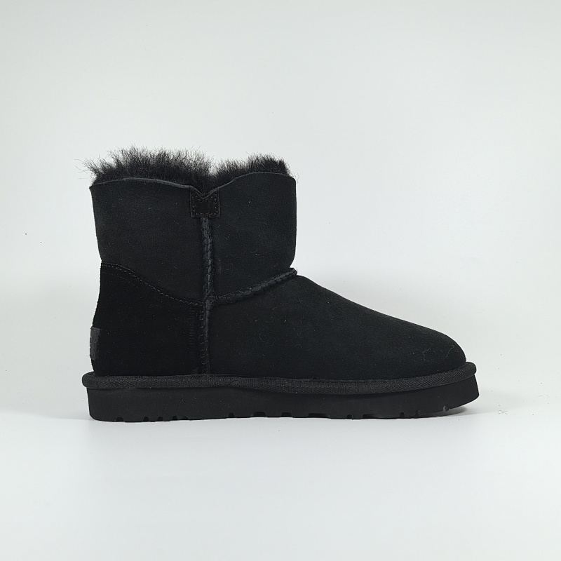 UGG 3352  36 19