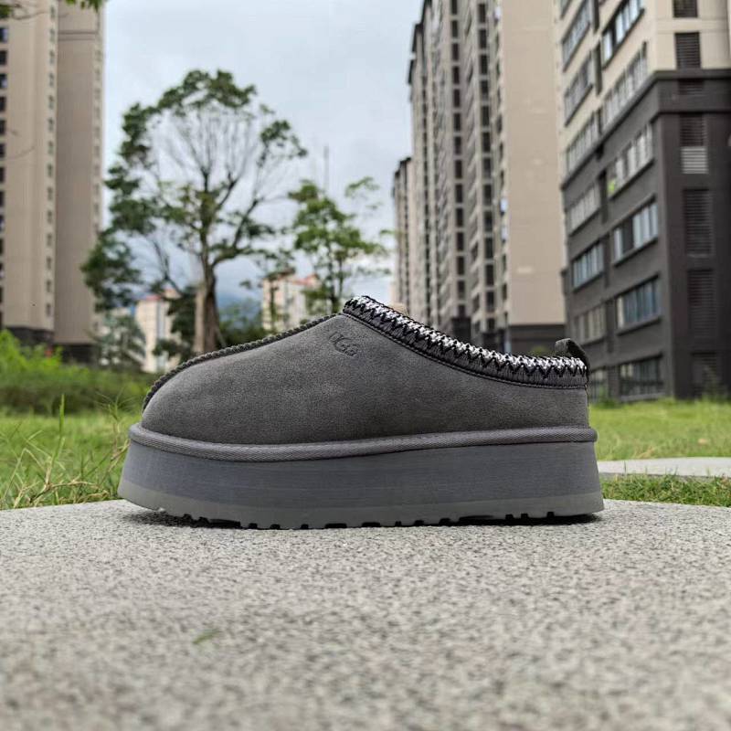 UGG 255336 15