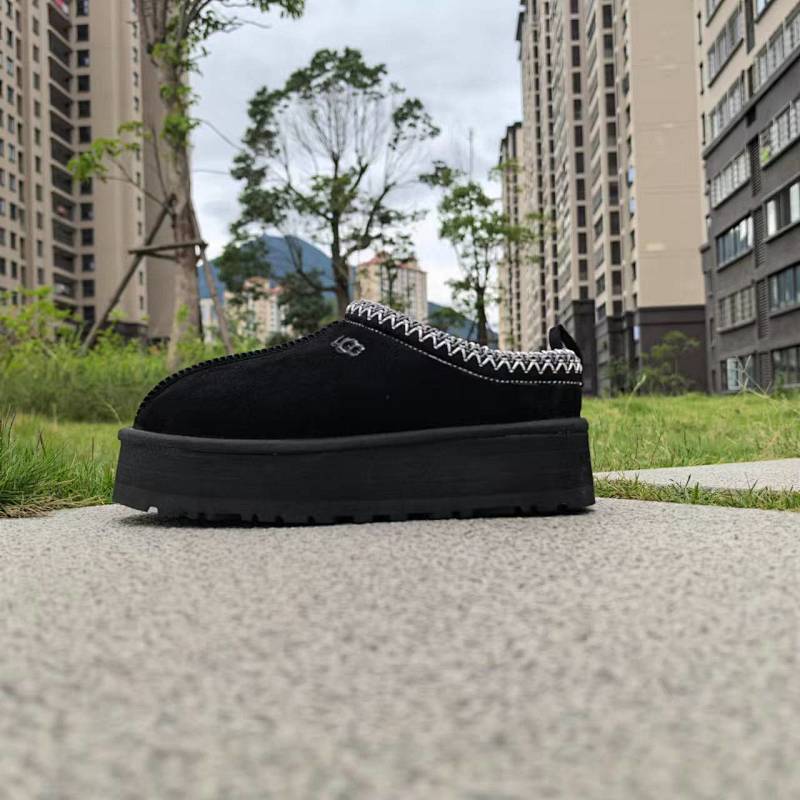 UGG 255336 22