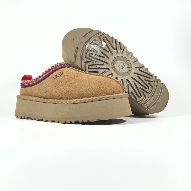 UGG 255336 26