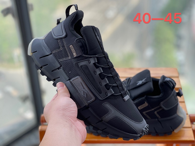 REEBOK.ZIG 23