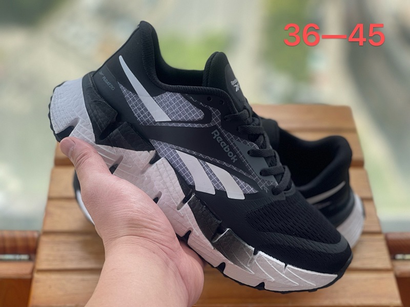 REEBOK.ZIG 19
